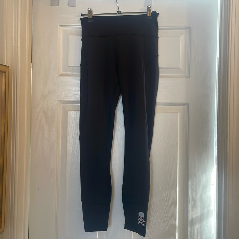 - Lululemon SoulCycle tights - sz6/28” inseam